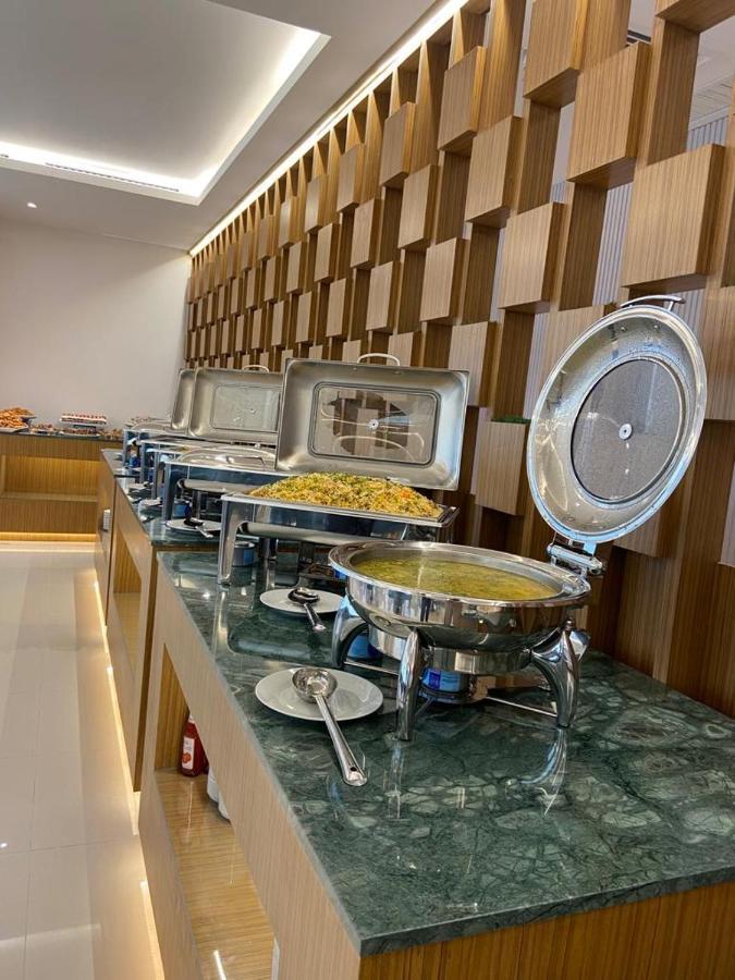 Dolphin Continental Hotel Koweït Extérieur photo