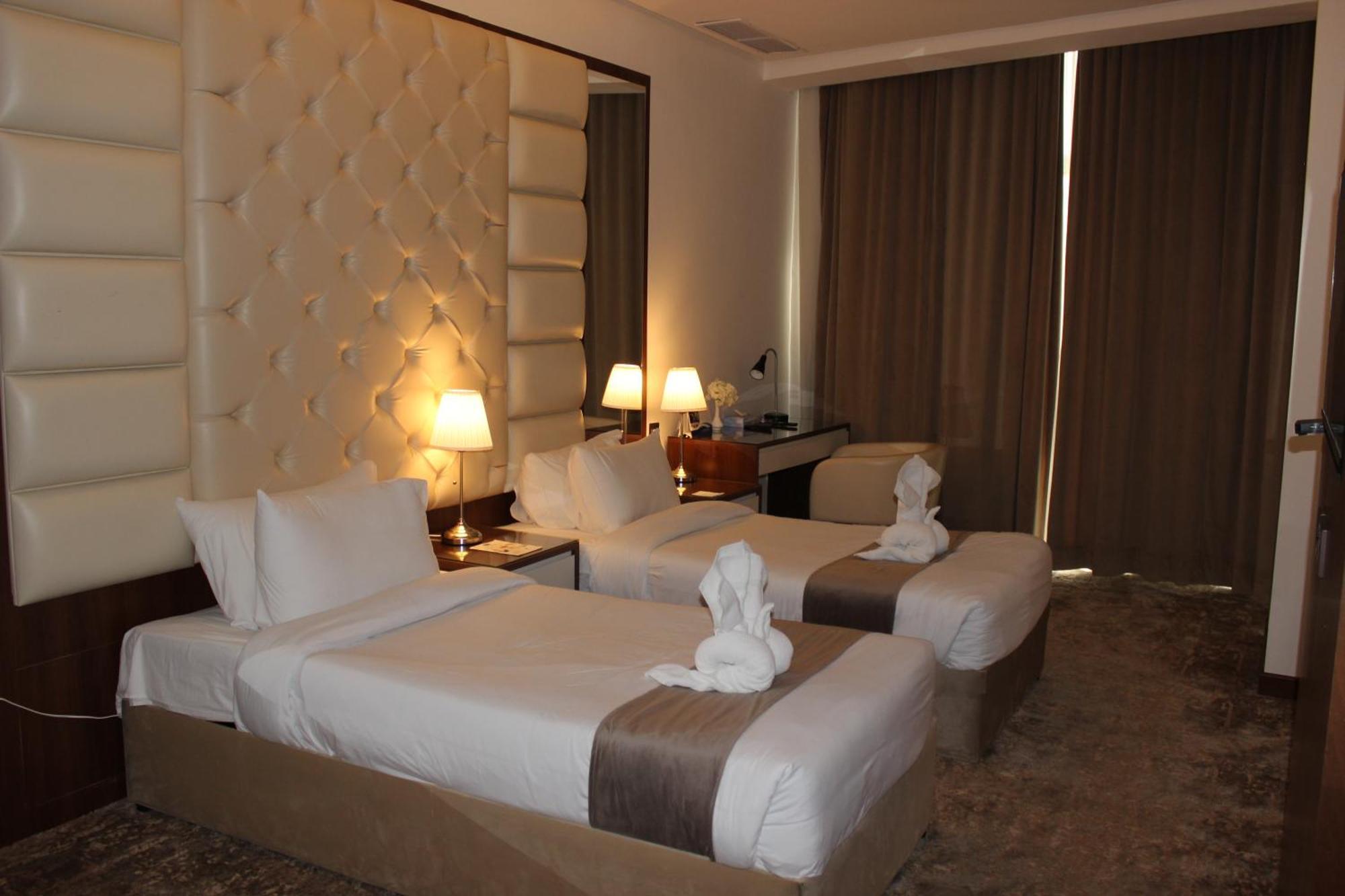 Dolphin Continental Hotel Koweït Extérieur photo