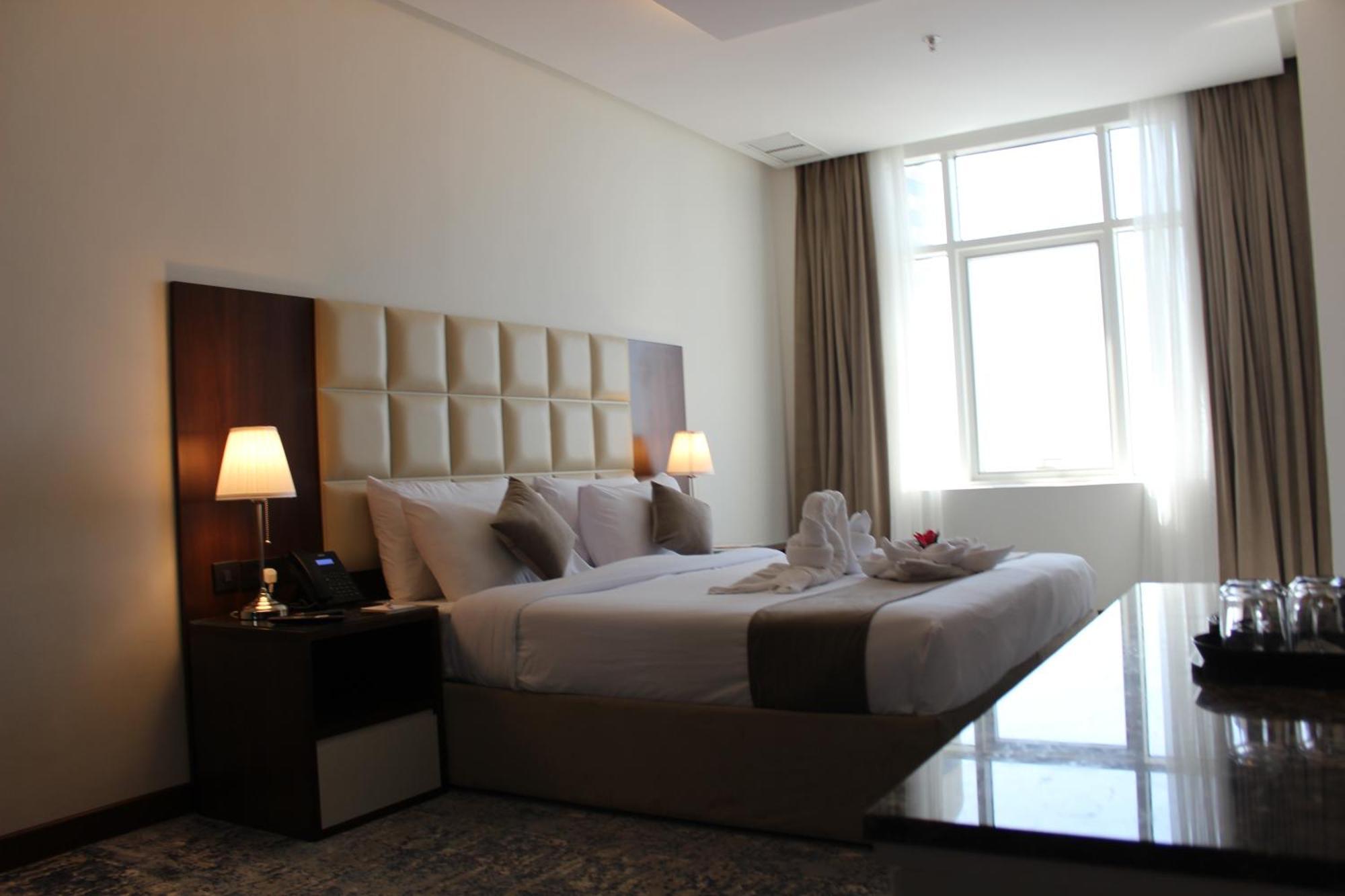 Dolphin Continental Hotel Koweït Extérieur photo